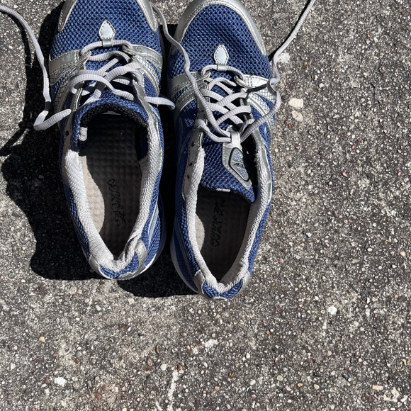 Vintage Reeboks 🎱 - Picture 9 of 16